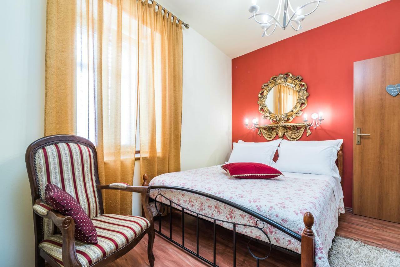 Emperor'S Suites Split Buitenkant foto