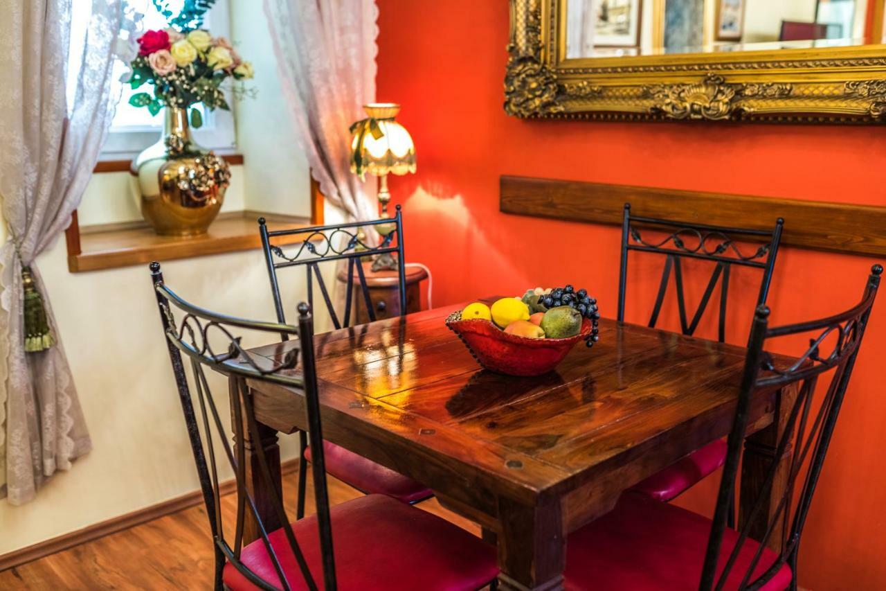 Emperor'S Suites Split Buitenkant foto