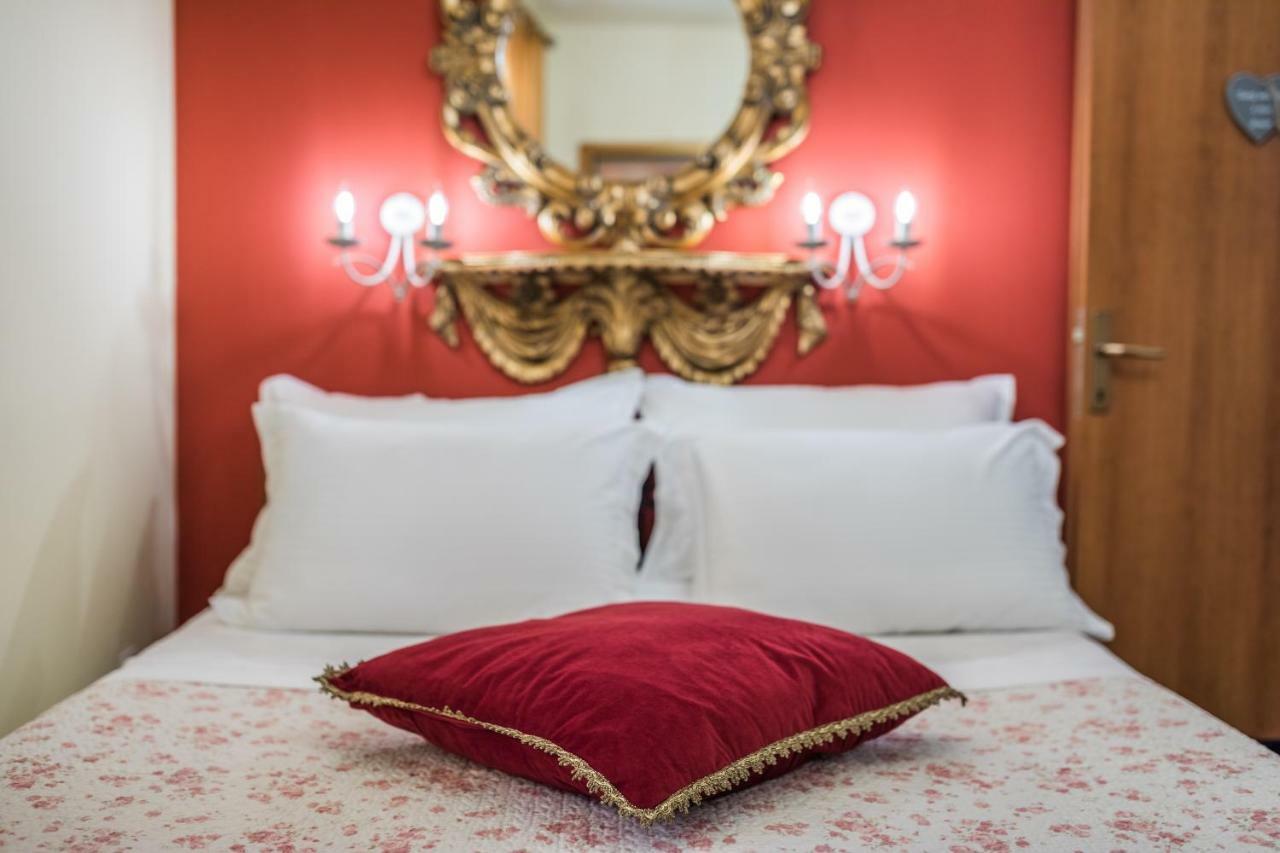 Emperor'S Suites Split Buitenkant foto